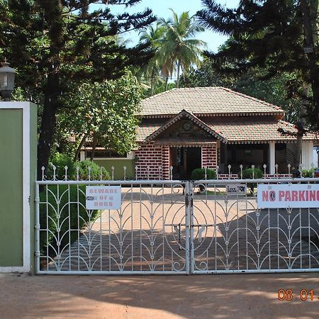 Hill Top Goa Lodge Vagator Kültér fotó
