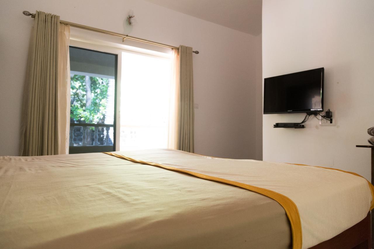 Hill Top Goa Lodge Vagator Kültér fotó